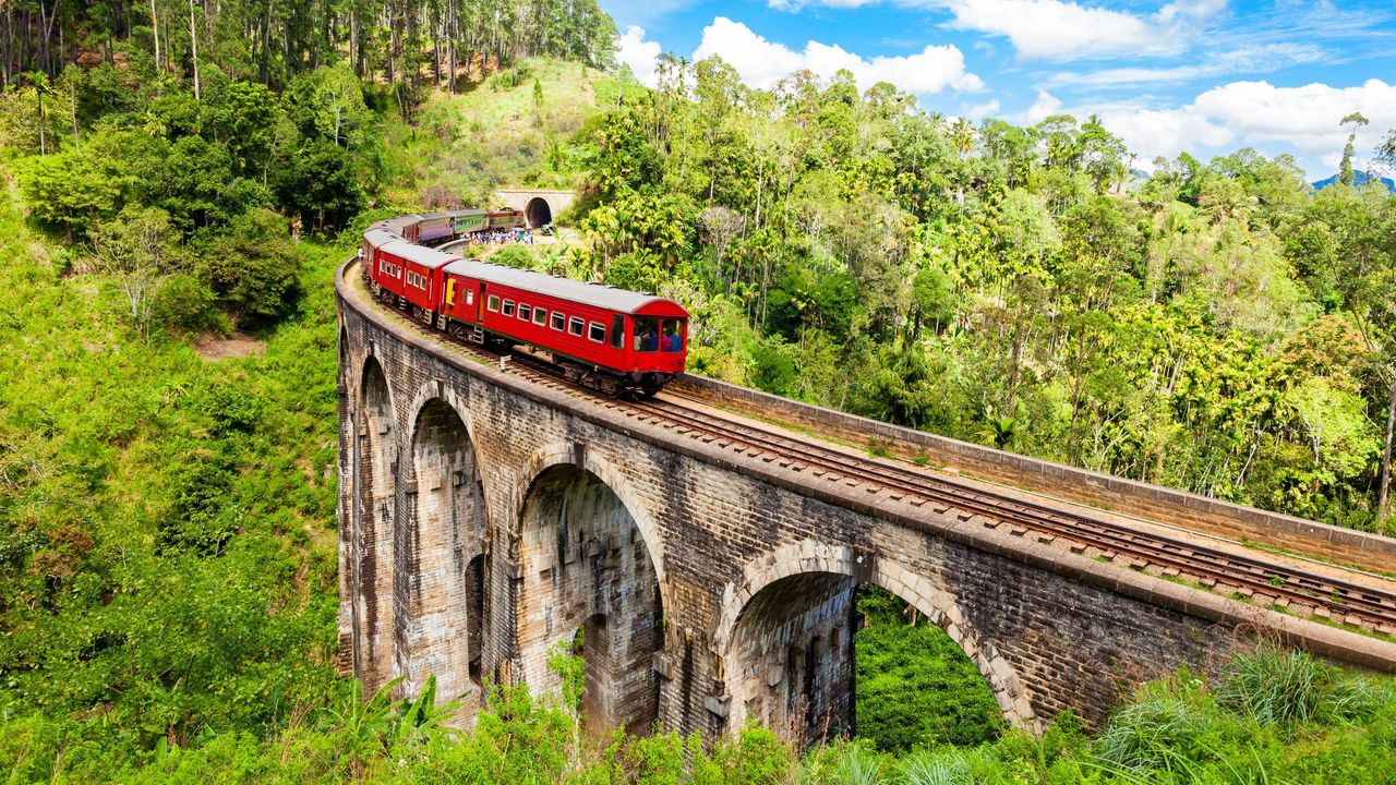 Sri Lanka Scenic Train